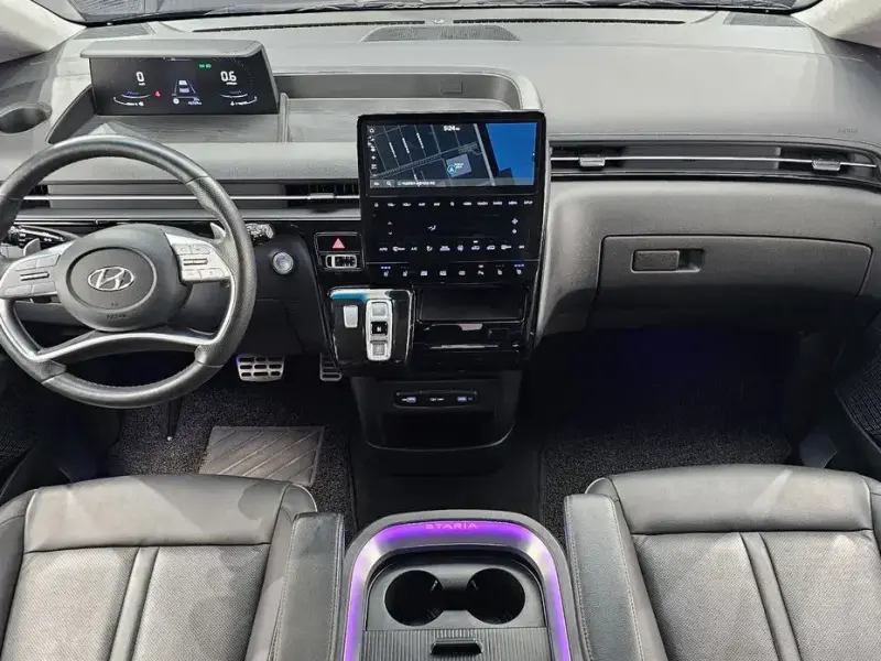 2022 Hyundai Staria с пробегом 46 769 км