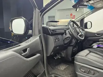2022 Hyundai Staria с пробегом 46 769 км