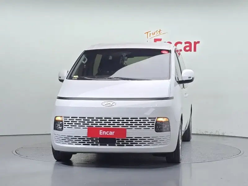 2022 Hyundai Staria с пробегом 72 127 км