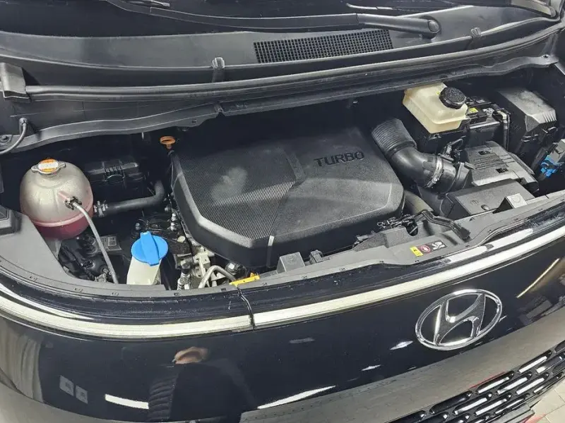 2021 Hyundai Staria с пробегом 90 248 км