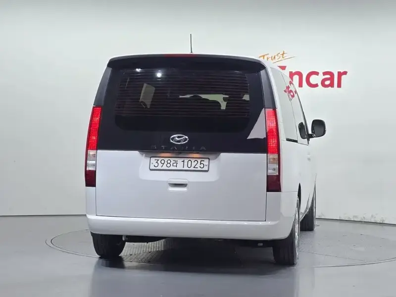 2022 Hyundai Staria с пробегом 72 127 км