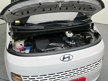 2022 Hyundai Staria с пробегом 72 127 км