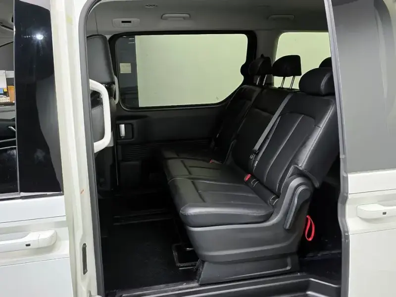 2022 Hyundai Staria с пробегом 72 127 км
