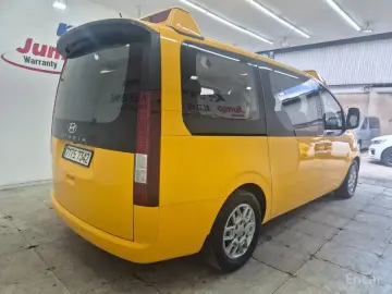 2022 Hyundai Staria с пробегом 42 322 км