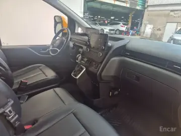 2022 Hyundai Staria с пробегом 42 322 км