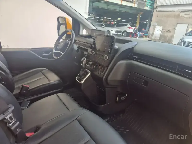 2022 Hyundai Staria с пробегом 42 322 км