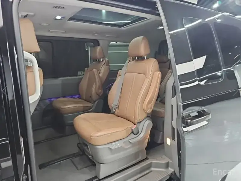 2022 Hyundai Staria с пробегом 77 250 км