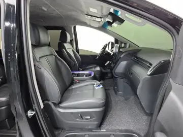 2022 Hyundai Staria с пробегом 40 818 км
