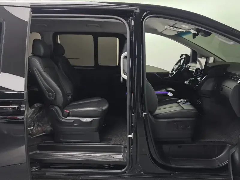 2022 Hyundai Staria с пробегом 40 818 км