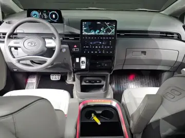 2021 Hyundai Staria с пробегом 85 947 км