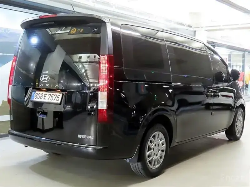 2022 Hyundai Staria с пробегом 70 043 км