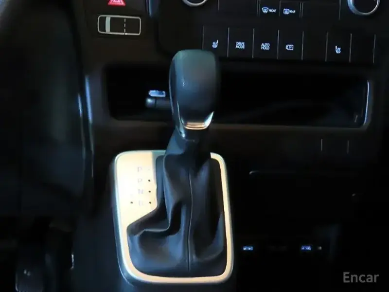 2022 Hyundai Staria с пробегом 64 413 км