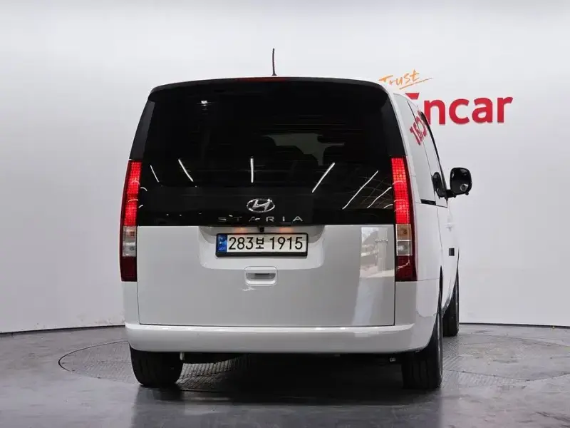 2021 Hyundai Staria с пробегом 45 398 км