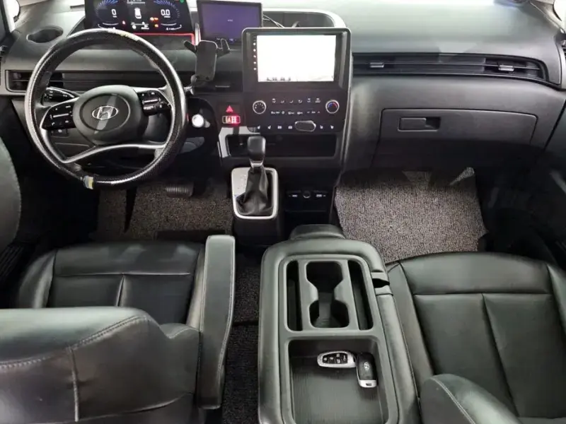 2021 Hyundai Staria с пробегом 45 398 км