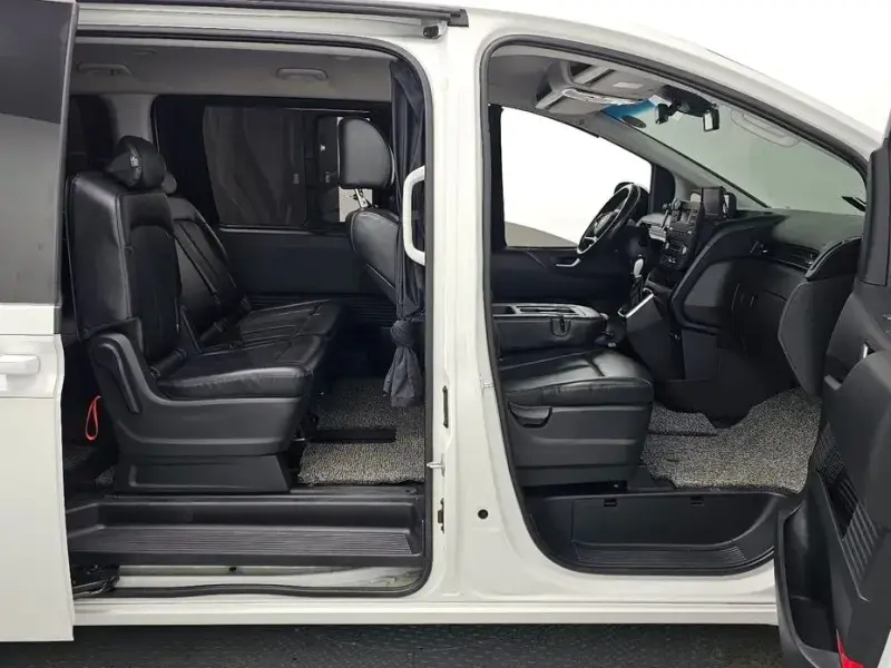2021 Hyundai Staria с пробегом 45 398 км