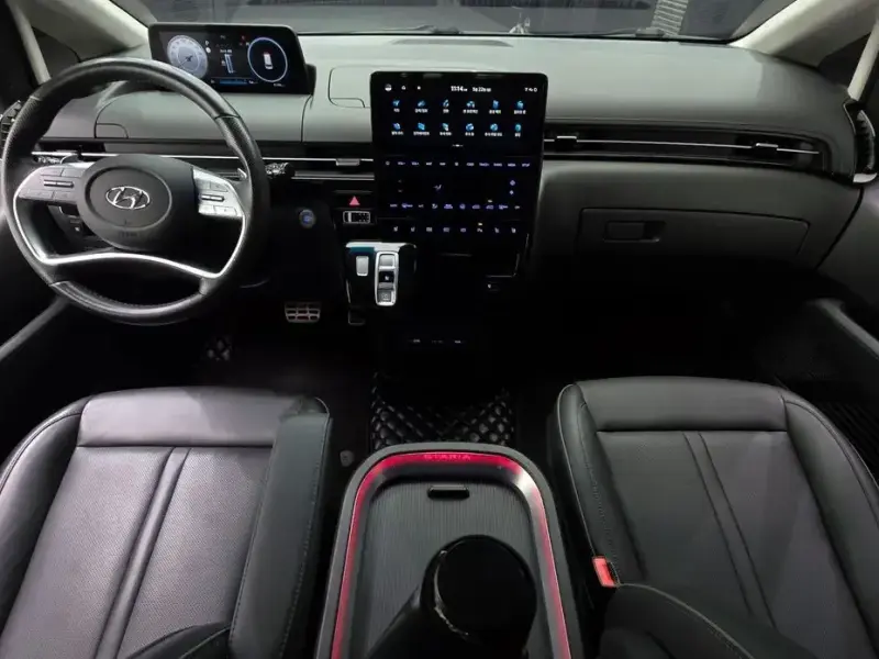 2022 Hyundai Staria с пробегом 41 146 км