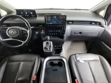 2022 Hyundai Staria с пробегом 64 412 км