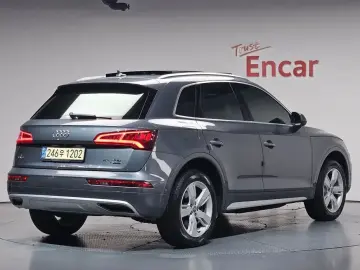 2020 Audi Q5 с пробегом 57 031 км