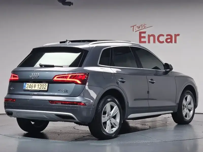 2020 Audi Q5 с пробегом 57 031 км