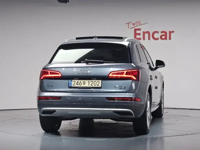 2020 Audi Q5 с пробегом 57 031 км