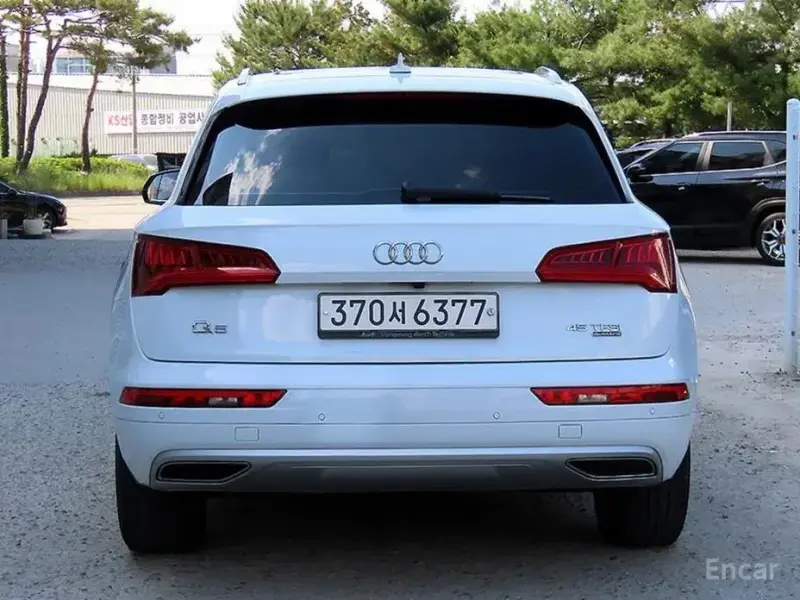 2020 Audi Q5 с пробегом 86 161 км