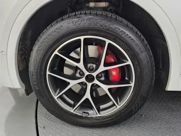 2021 Audi SQ5 с пробегом 12 335 км