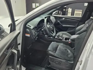 2021 Audi SQ5 с пробегом 12 335 км