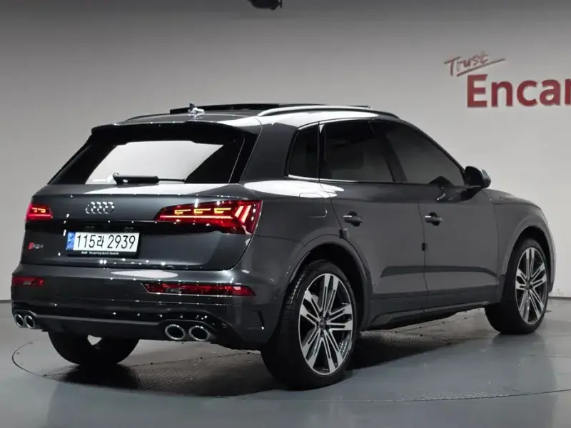 2022 Audi SQ5 с пробегом 7 337 км