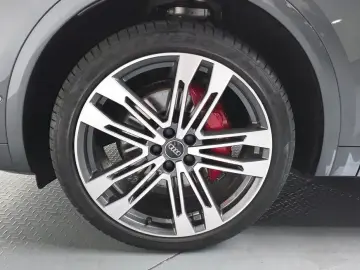 2022 Audi SQ5 с пробегом 7 337 км