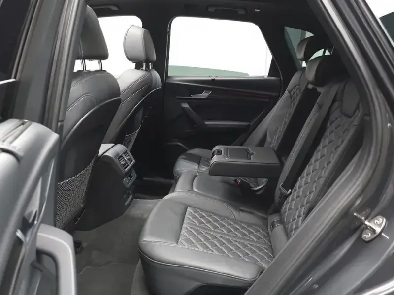 2022 Audi SQ5 с пробегом 7 337 км