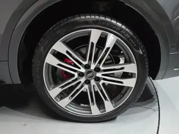 2022 Audi SQ5 с пробегом 7 337 км