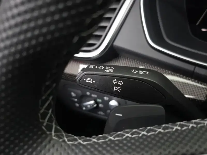 2022 Audi SQ5 с пробегом 7 337 км