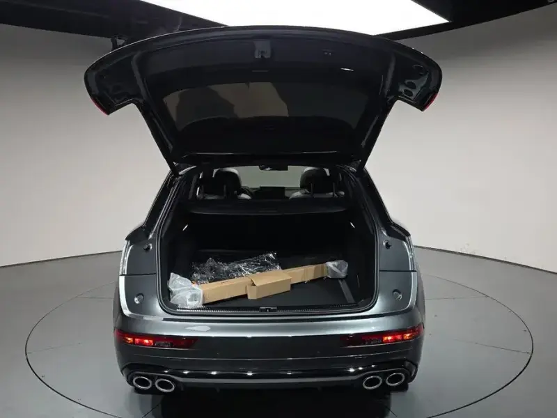 2022 Audi SQ5 с пробегом 7 337 км