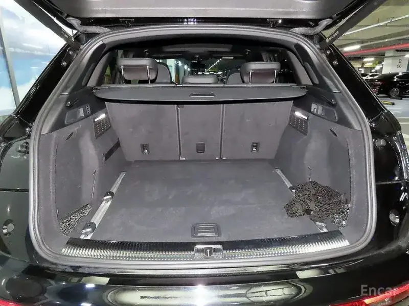 2022 Audi SQ5 с пробегом 42 459 км