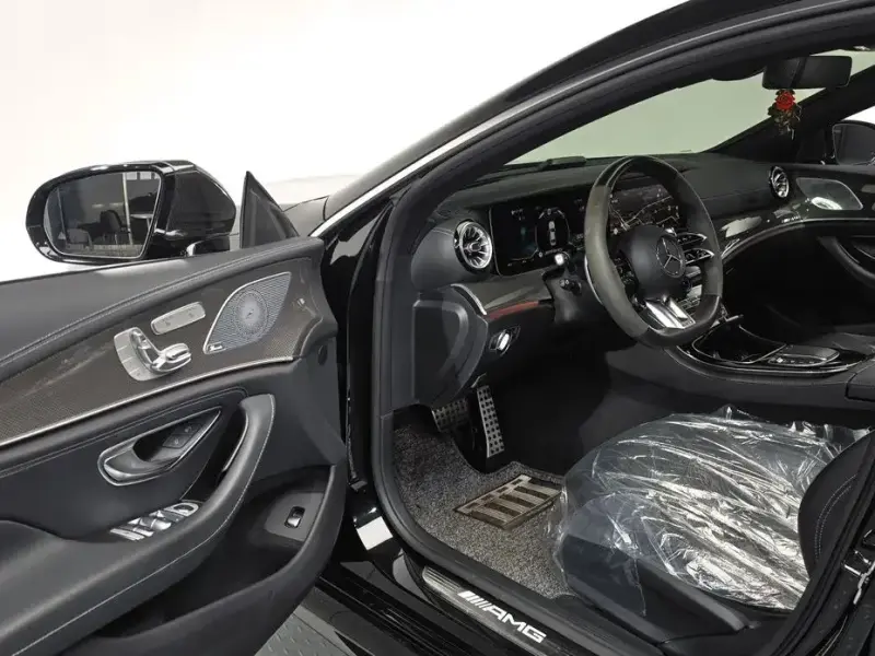 2023 Mercedes-Benz CLS с пробегом 49 221 км
