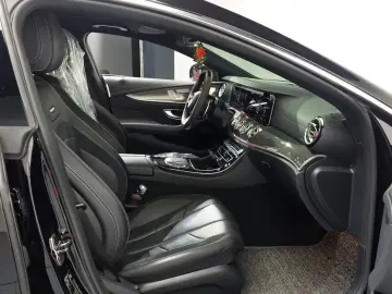 2023 Mercedes-Benz CLS с пробегом 49 221 км