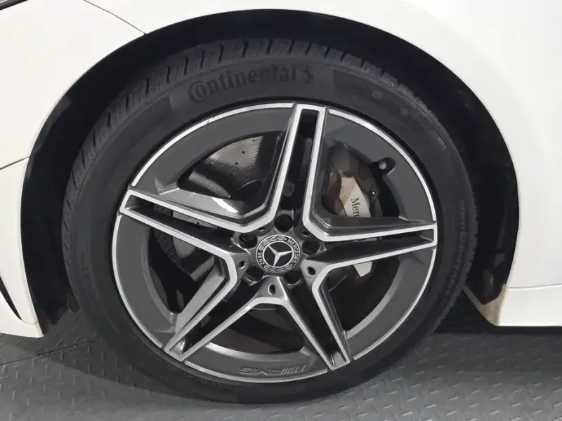 2022 Mercedes-Benz CLS с пробегом 86 183 км