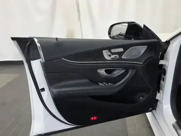 2022 Mercedes-Benz CLS с пробегом 74 042 км