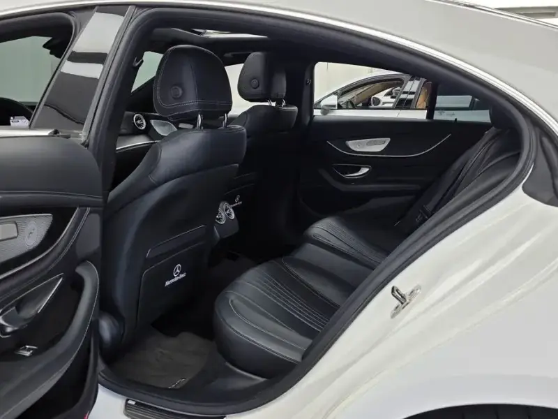 2022 Mercedes-Benz CLS с пробегом 74 042 км