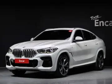 2022 BMW X6 с пробегом 130 989 км