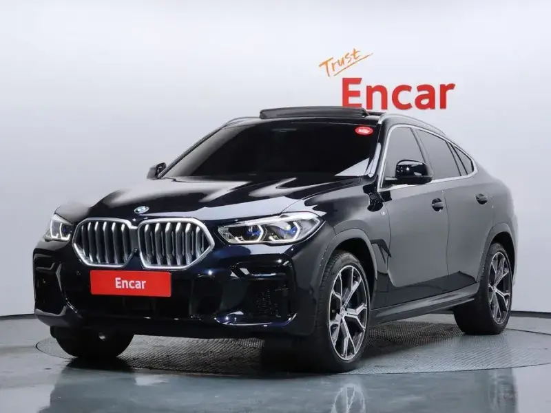 2022 BMW X6 с пробегом 48 048 км