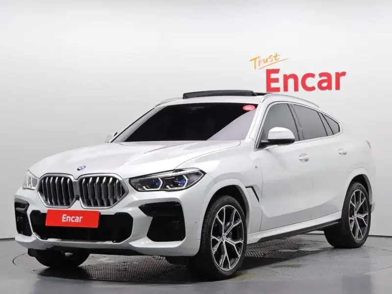 2022 BMW X6 с пробегом 78 589 км