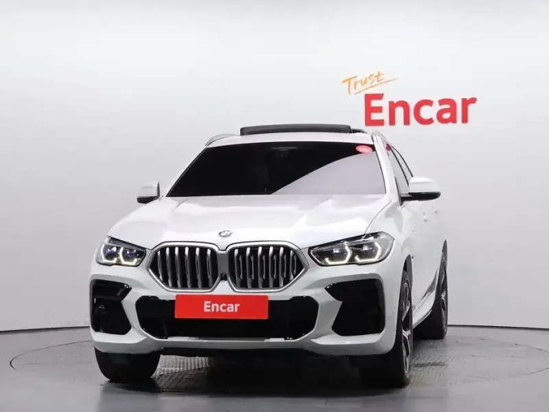 2022 BMW X6 с пробегом 78 589 км