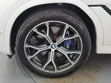 2022 BMW X6 с пробегом 78 589 км