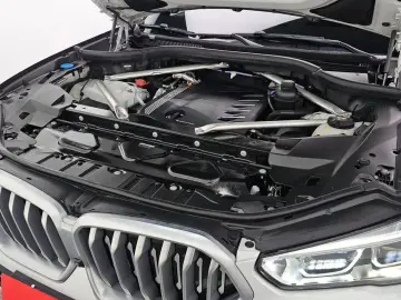 2022 BMW X6 с пробегом 78 589 км