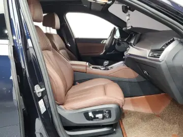 2022 BMW X6 с пробегом 48 048 км