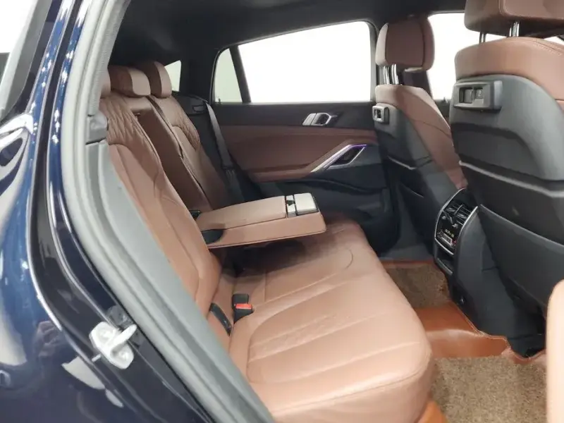 2022 BMW X6 с пробегом 48 048 км