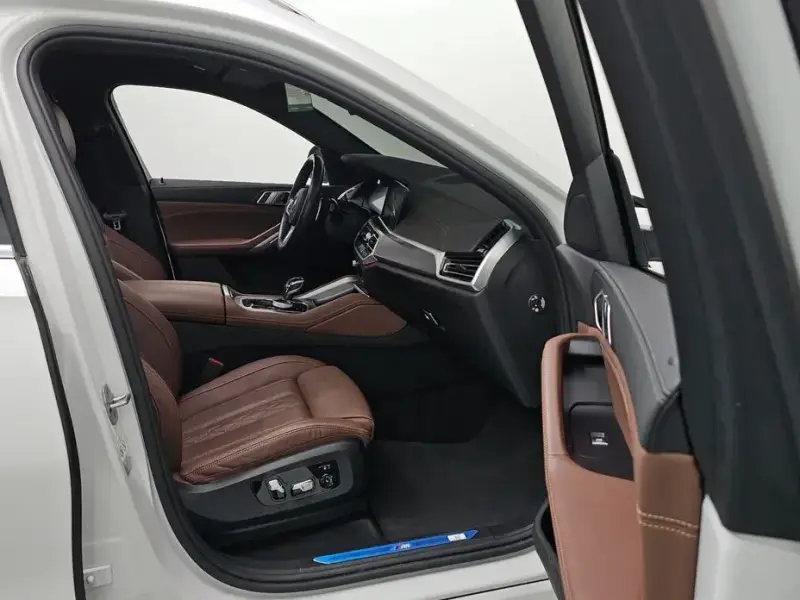2022 BMW X6 с пробегом 78 589 км