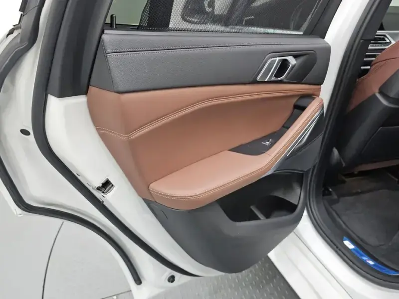 2022 BMW X6 с пробегом 78 589 км