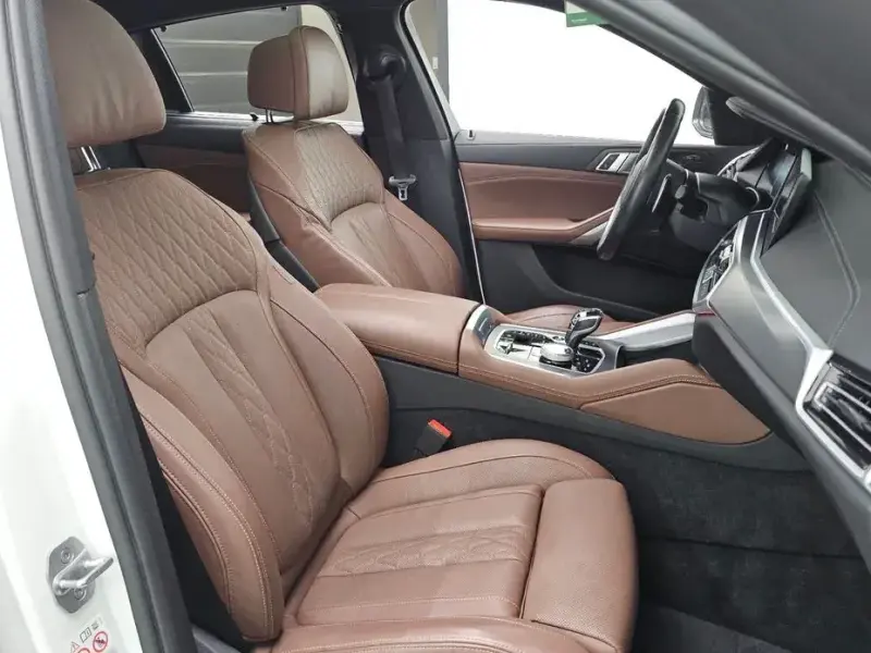 2022 BMW X6 с пробегом 78 589 км